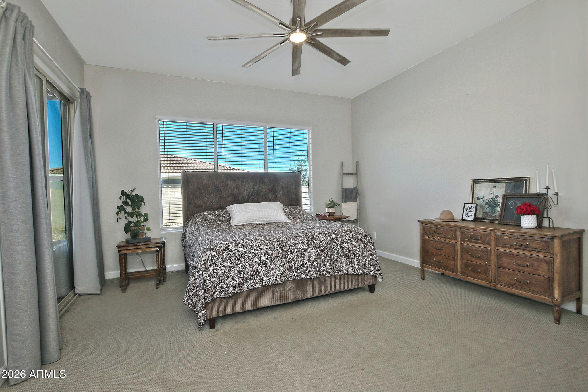 21778 E VIA DE ARBOLES