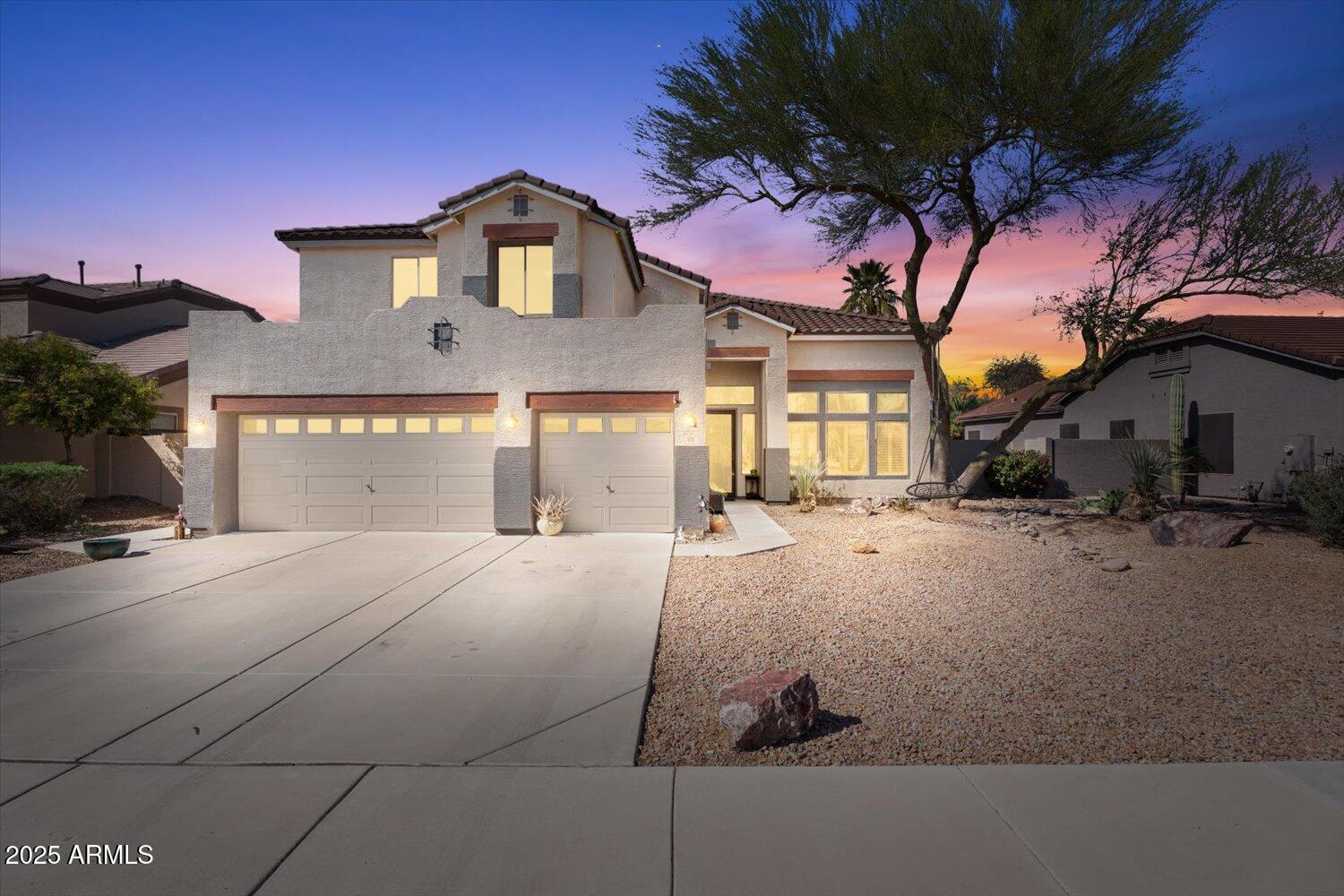 838 E NOLAN Place