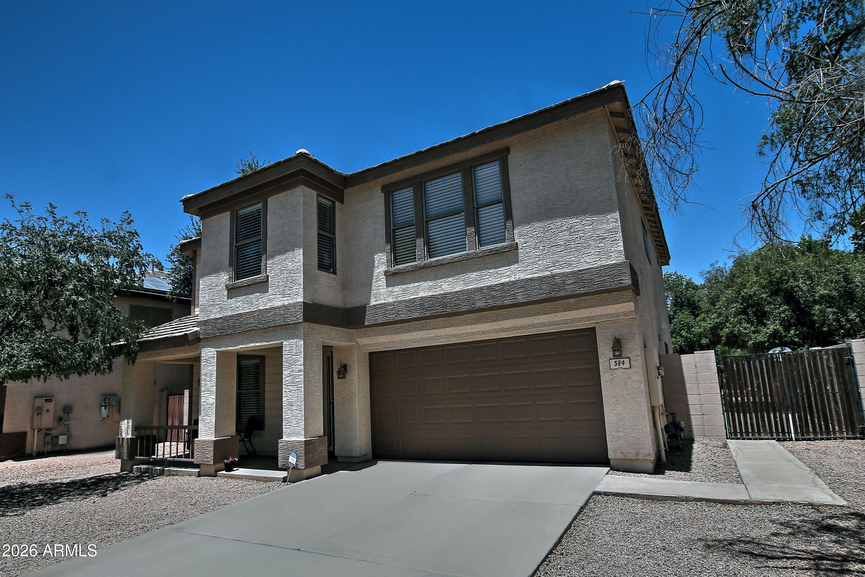 584 W AVIARY Way
