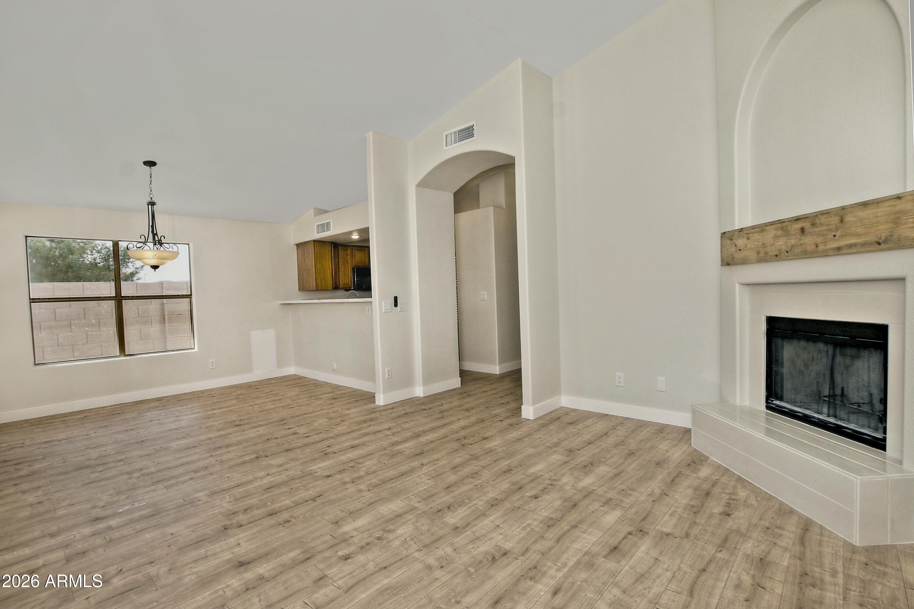 2237 E AUSTIN Drive