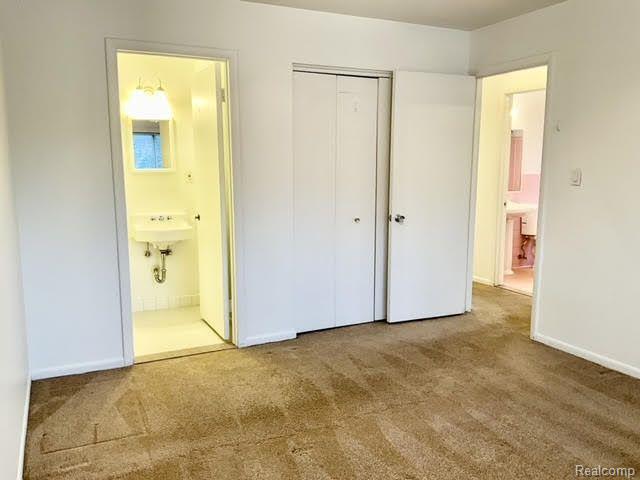 928 N ADAMS Road Unit: 8