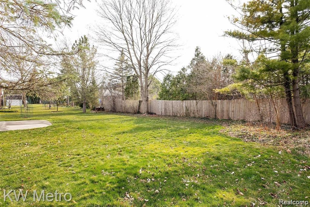 5439 FALMOUTH Drive