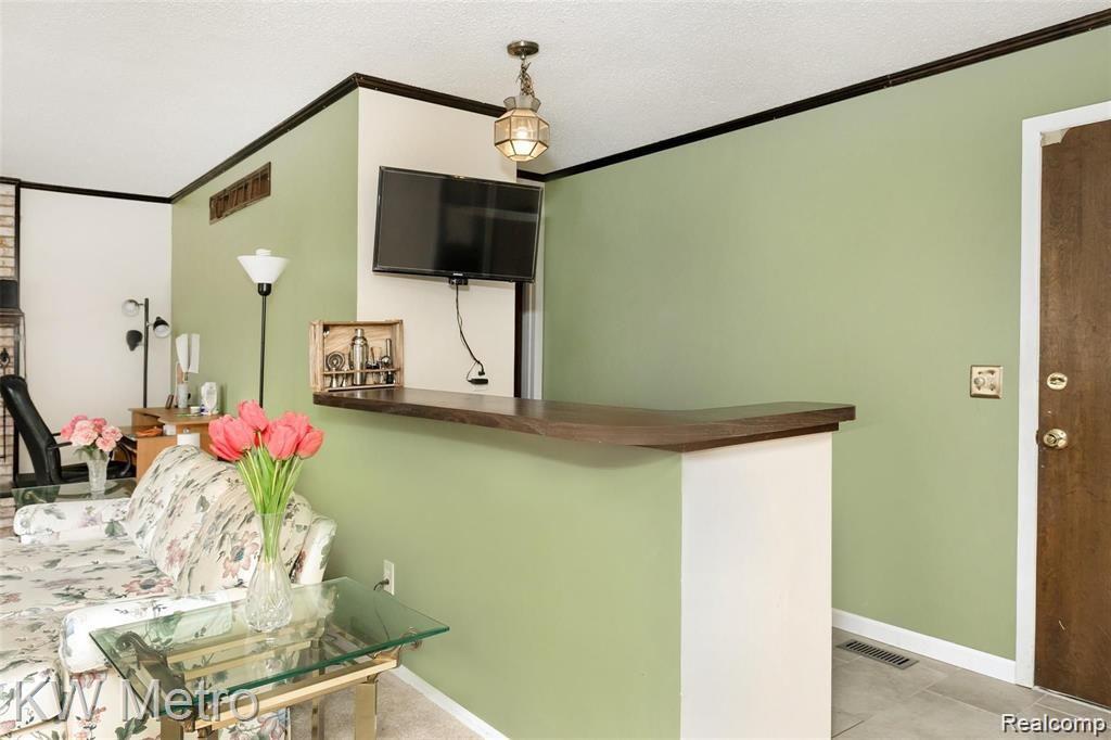 5439 FALMOUTH Drive