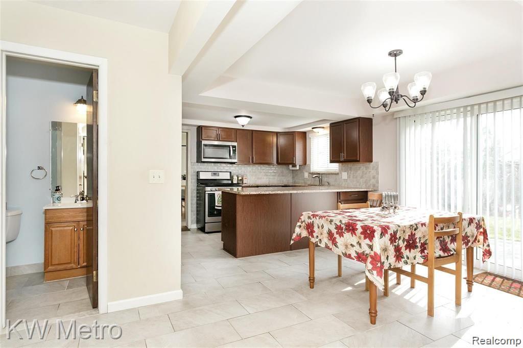 5439 FALMOUTH Drive