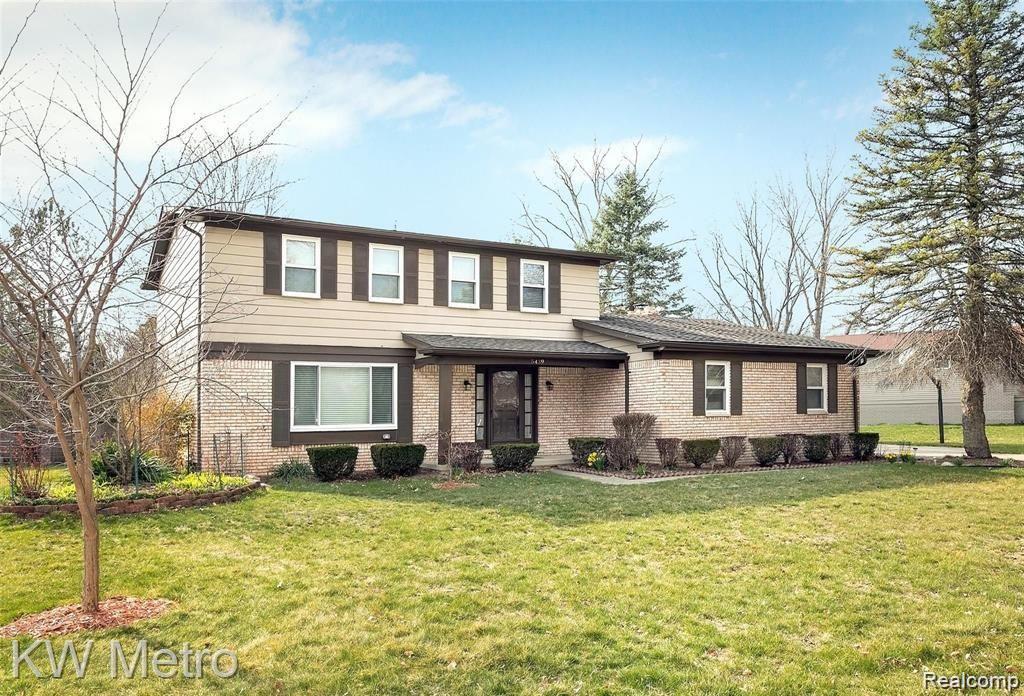 5439 FALMOUTH Drive
