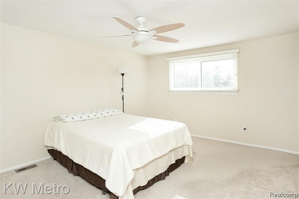 5439 FALMOUTH Drive