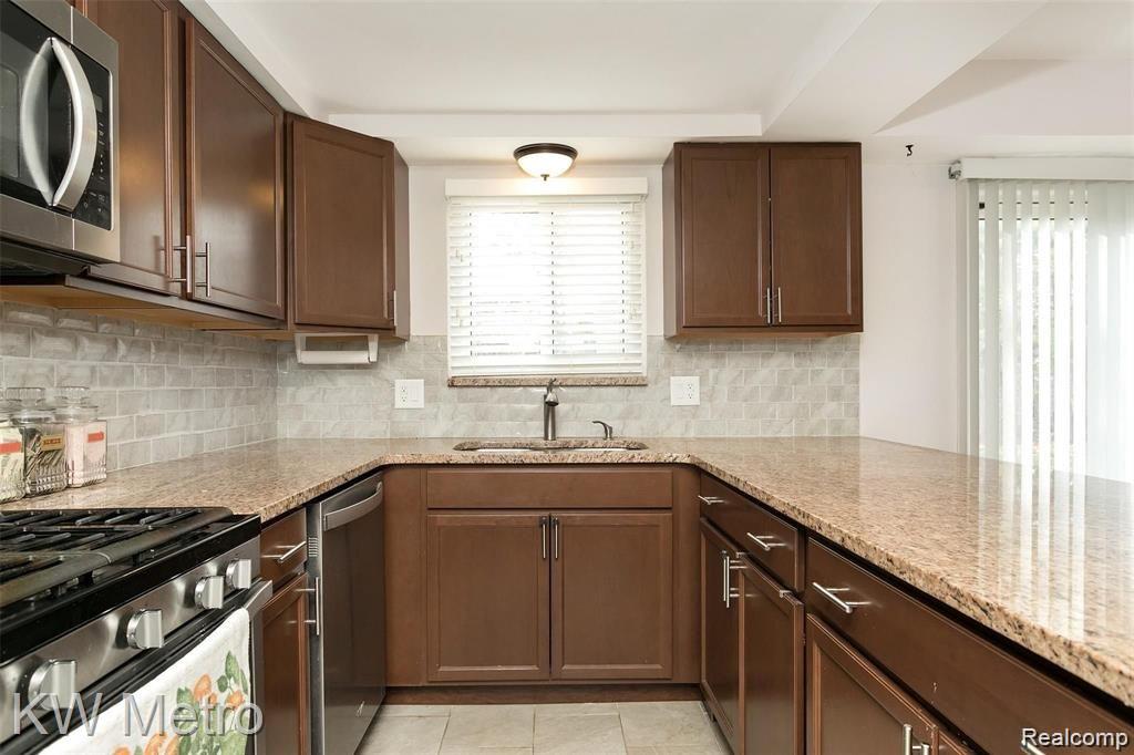 5439 FALMOUTH Drive