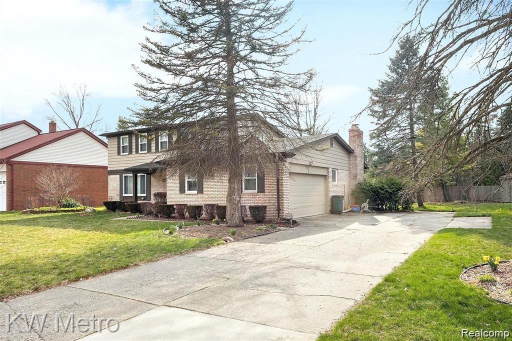 5439 FALMOUTH Drive