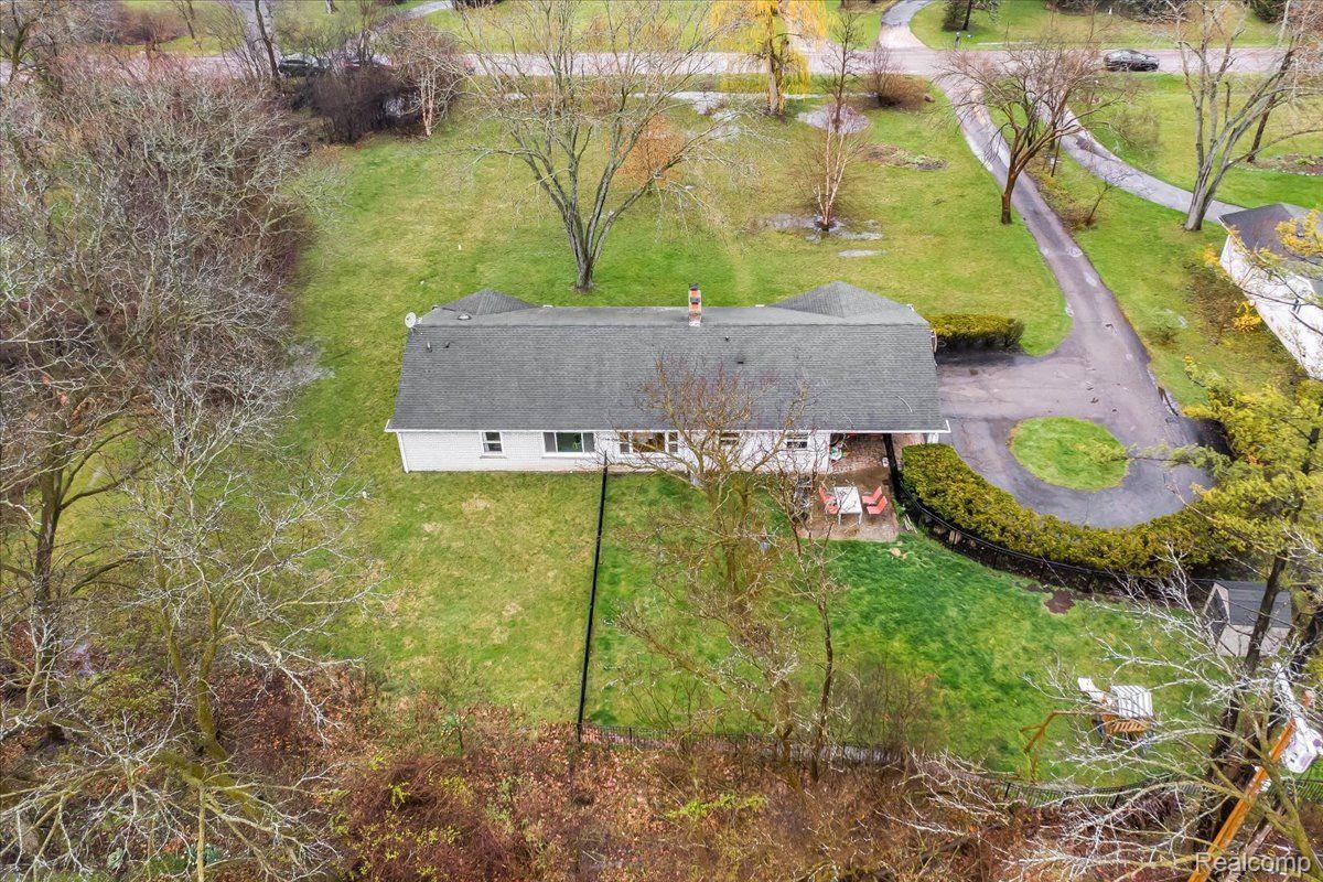 20719 KENNOWAY Circle