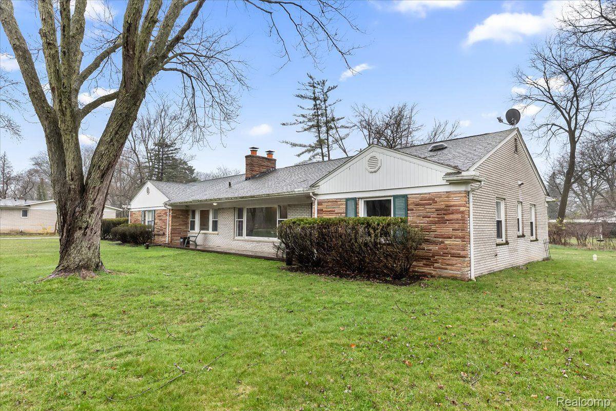 20719 KENNOWAY Circle