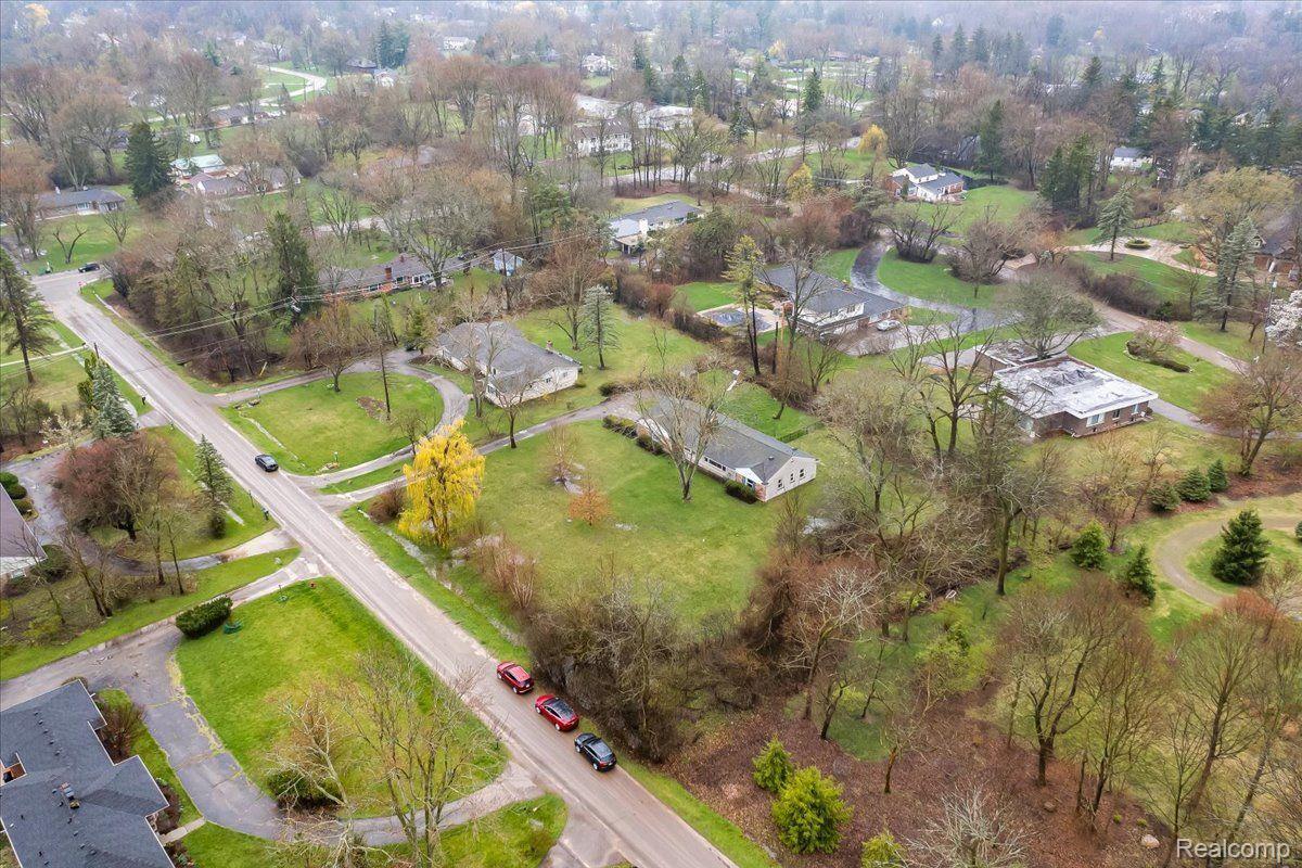 20719 KENNOWAY Circle