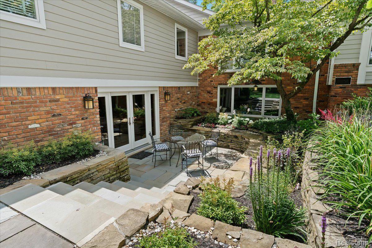 7299 OLD MILL Road