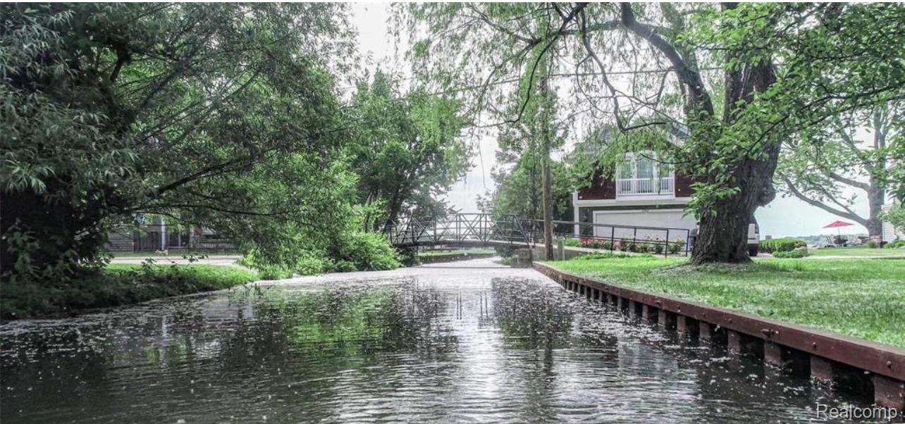 1865 Cass Lake Front Road