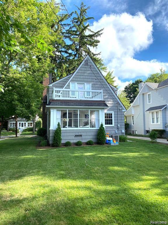 632 OAKLAND Avenue