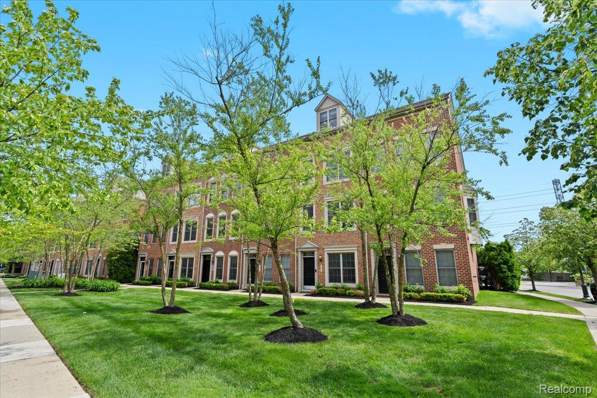 531 Graten Street