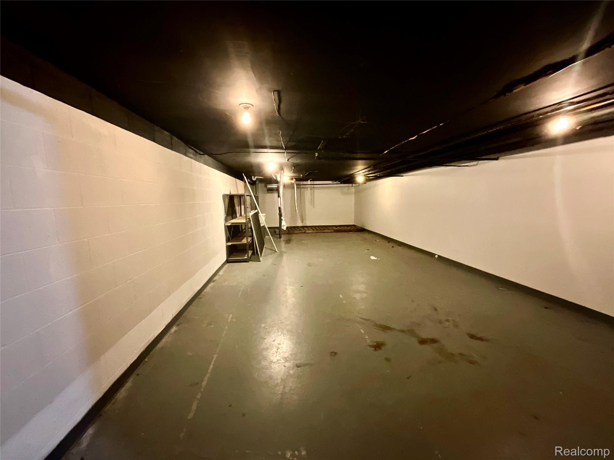 1115 N Old Woodward Avenue 55