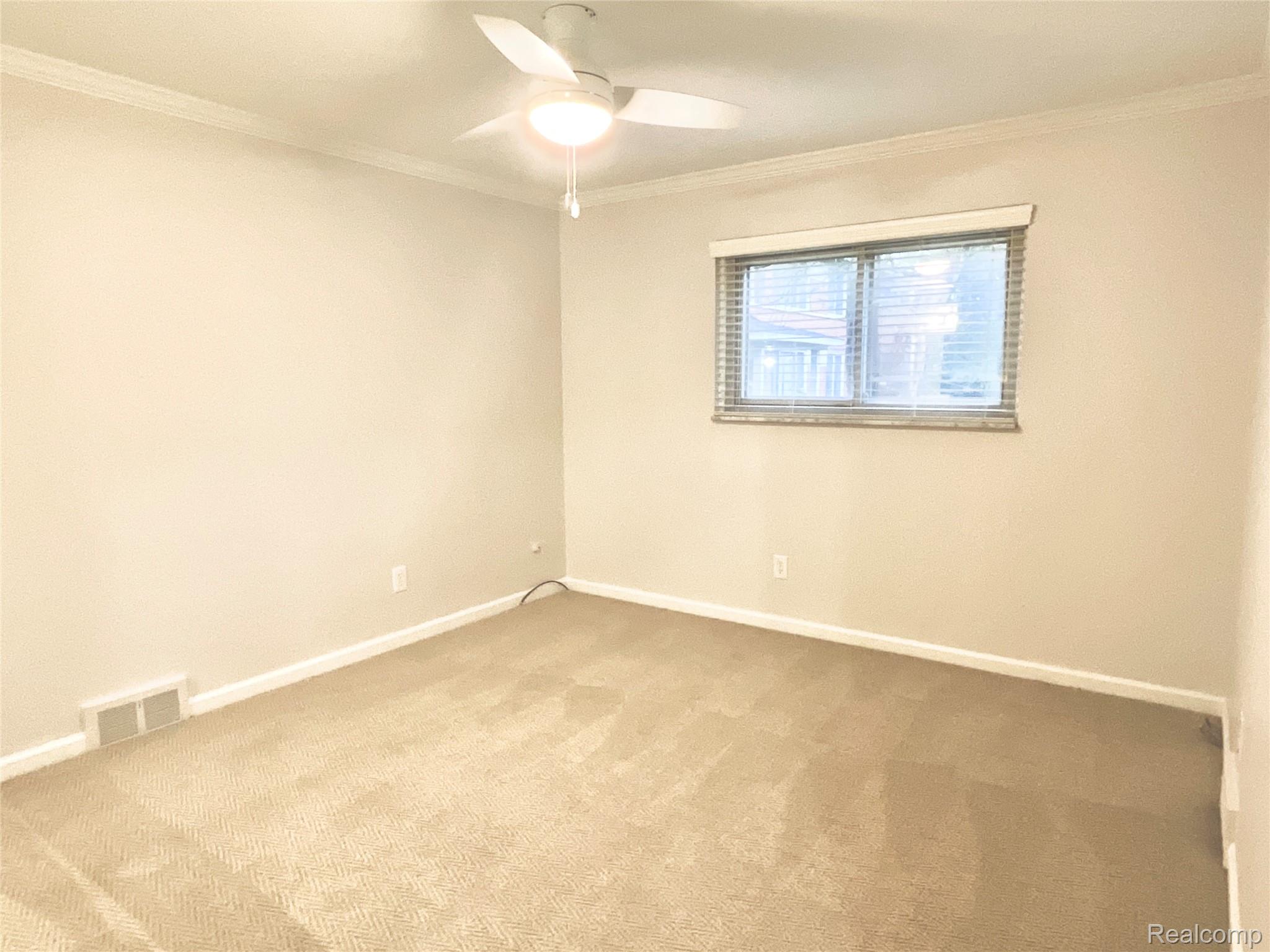 928 N Adams Road 2