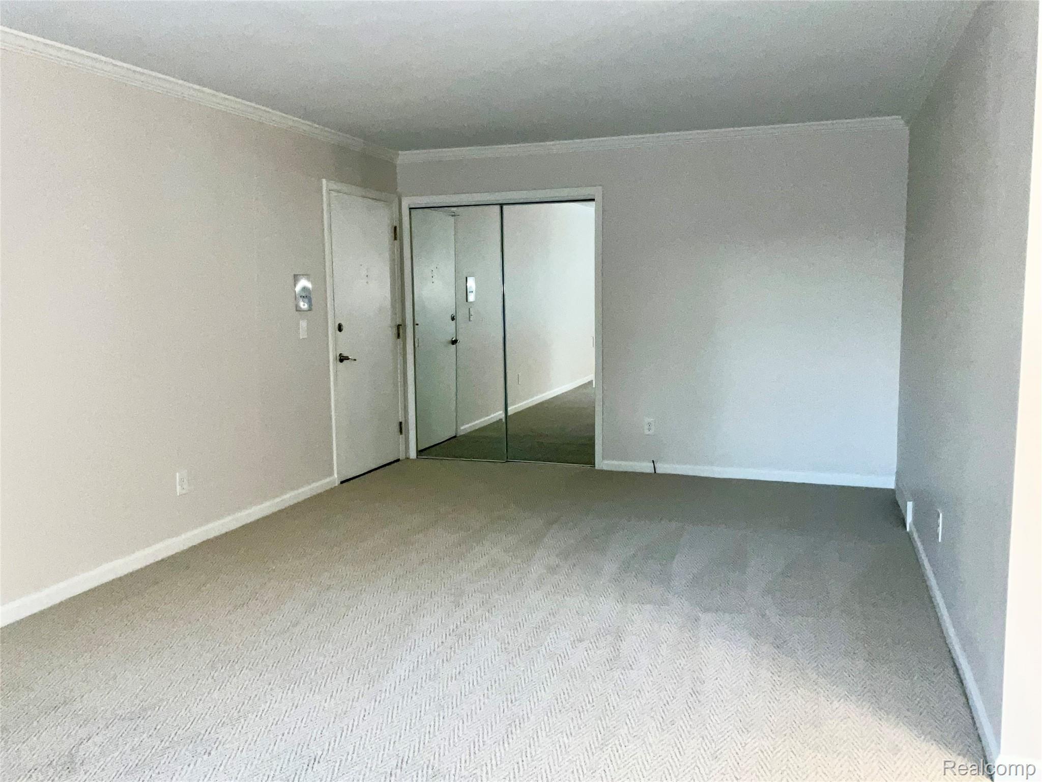 928 N Adams Road 2