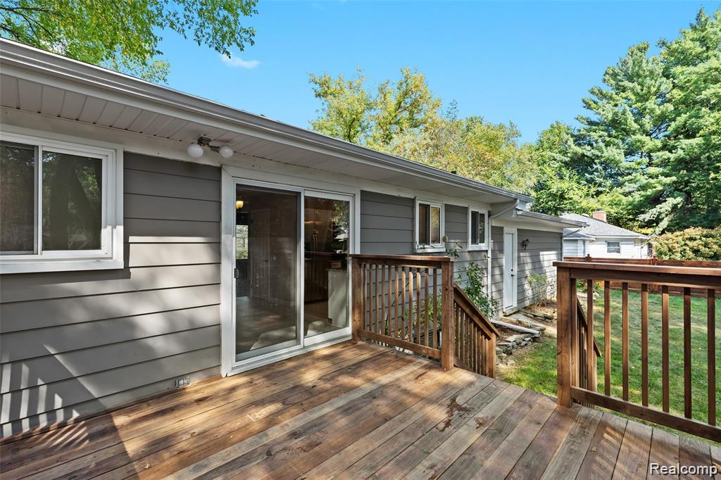 580 Colebrook