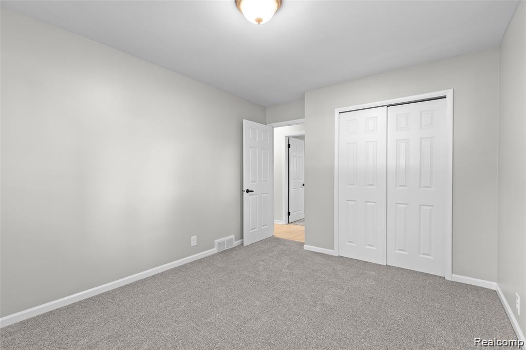 580 Colebrook