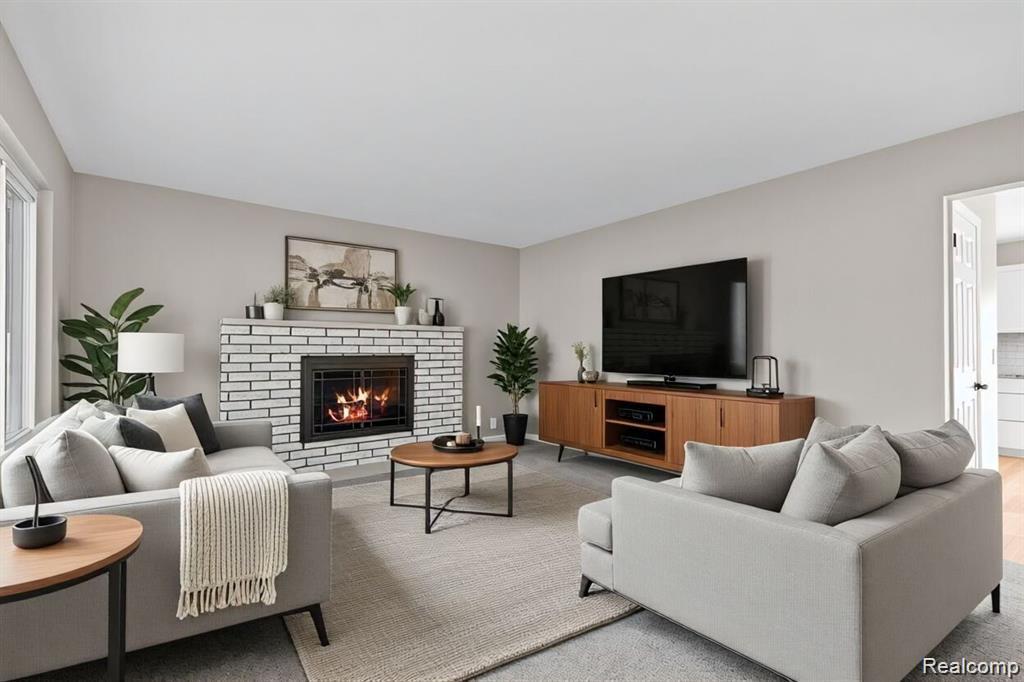 580 Colebrook