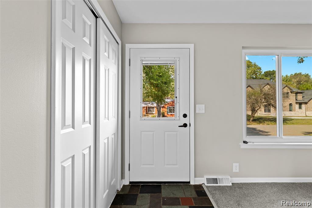 580 Colebrook