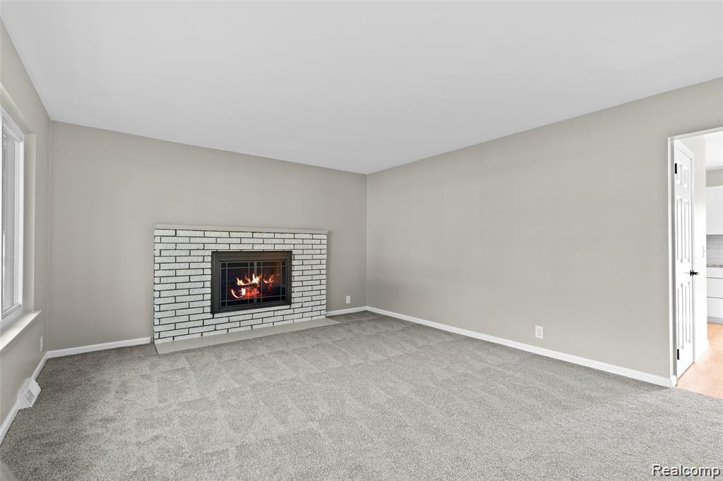 580 Colebrook
