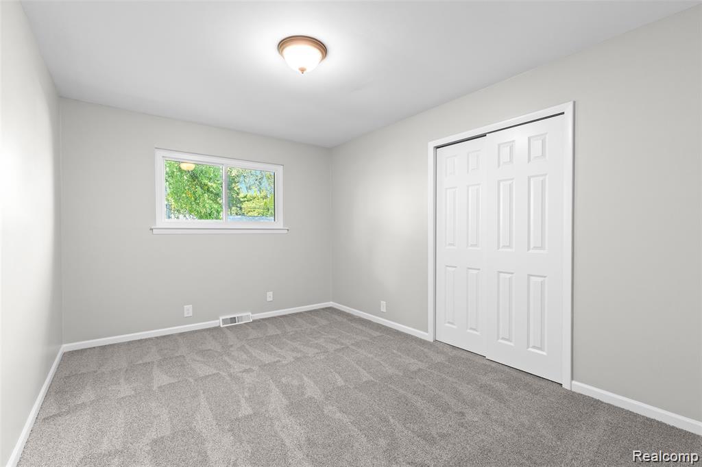 580 Colebrook