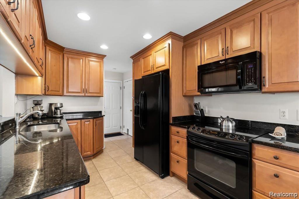 11475 Cedar Lane