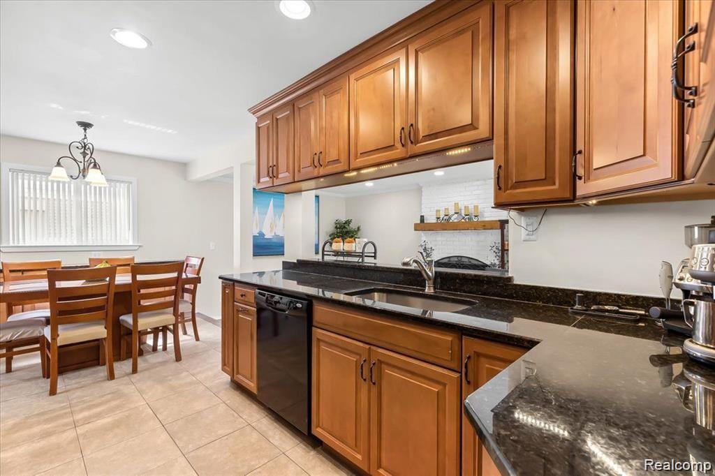 11475 Cedar Lane
