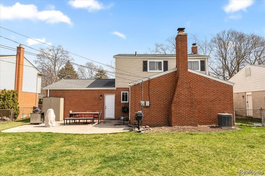 11475 Cedar Lane