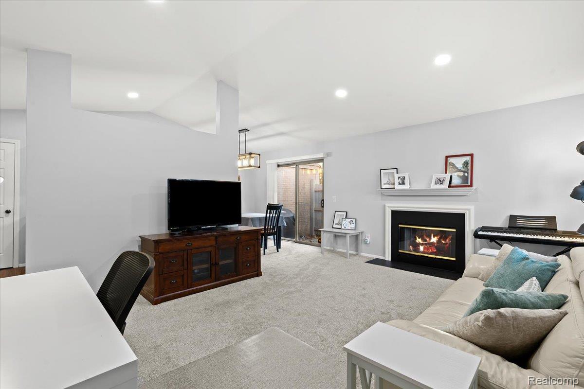 3186 Hidden Trail