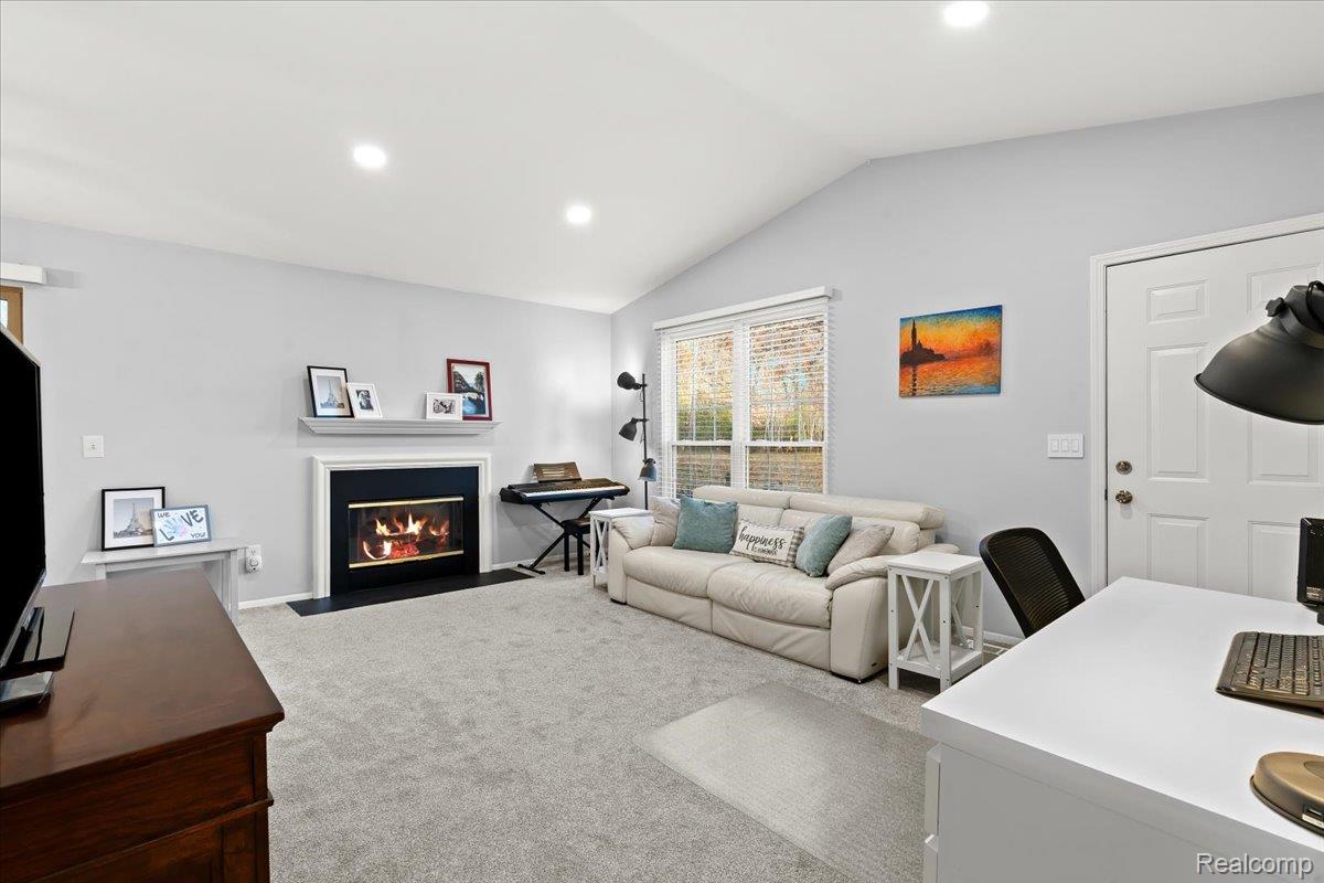 3186 Hidden Trail