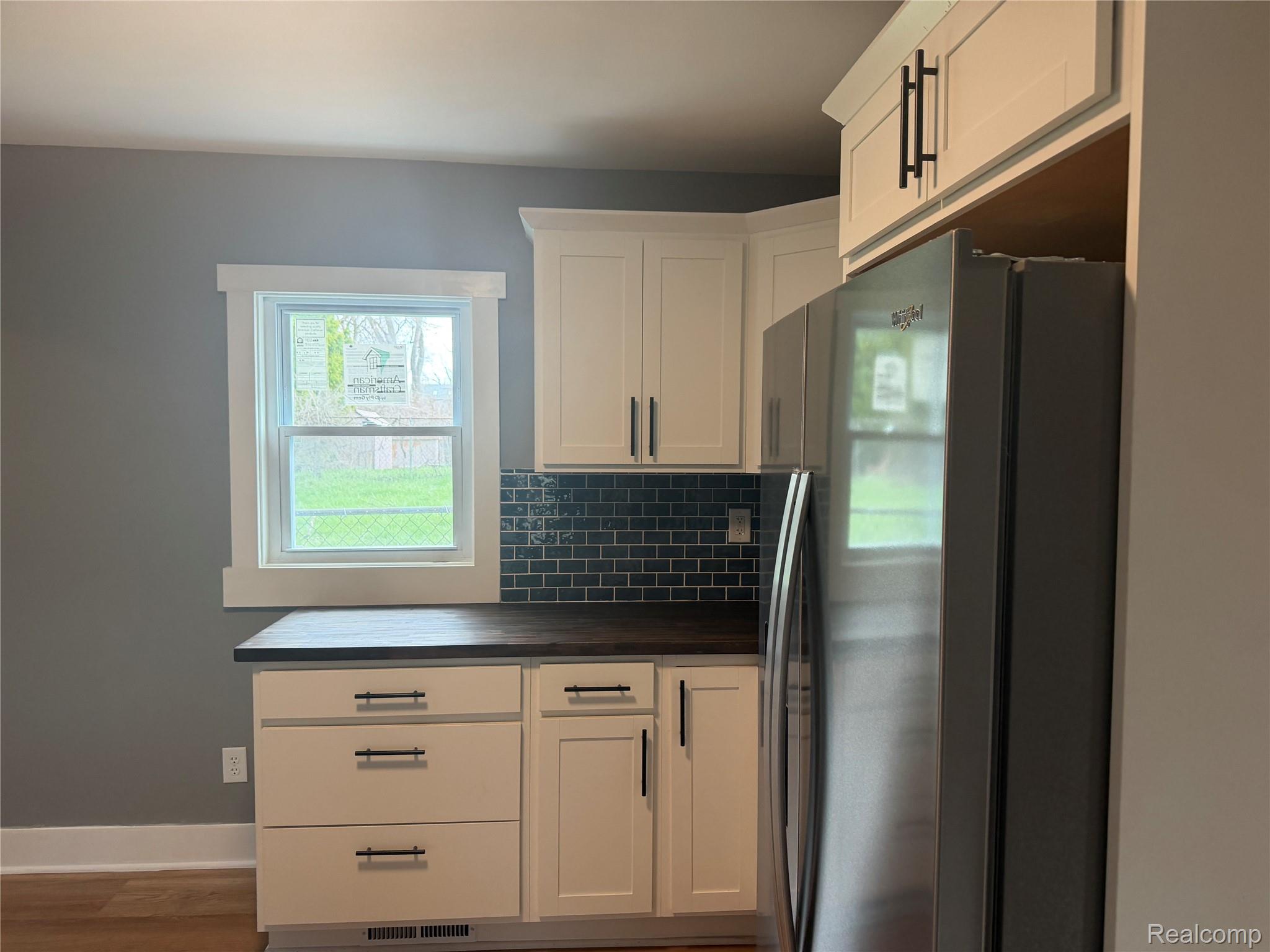 106 W Cornell Avenue