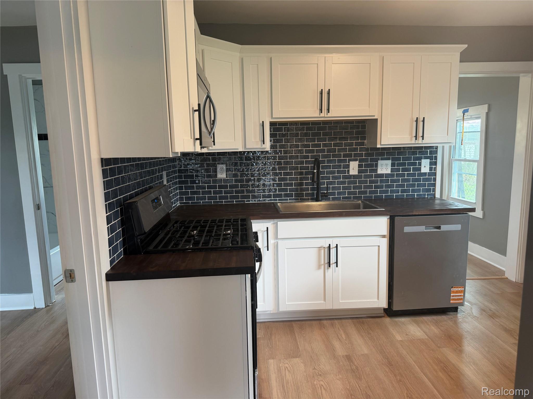 106 W Cornell Avenue