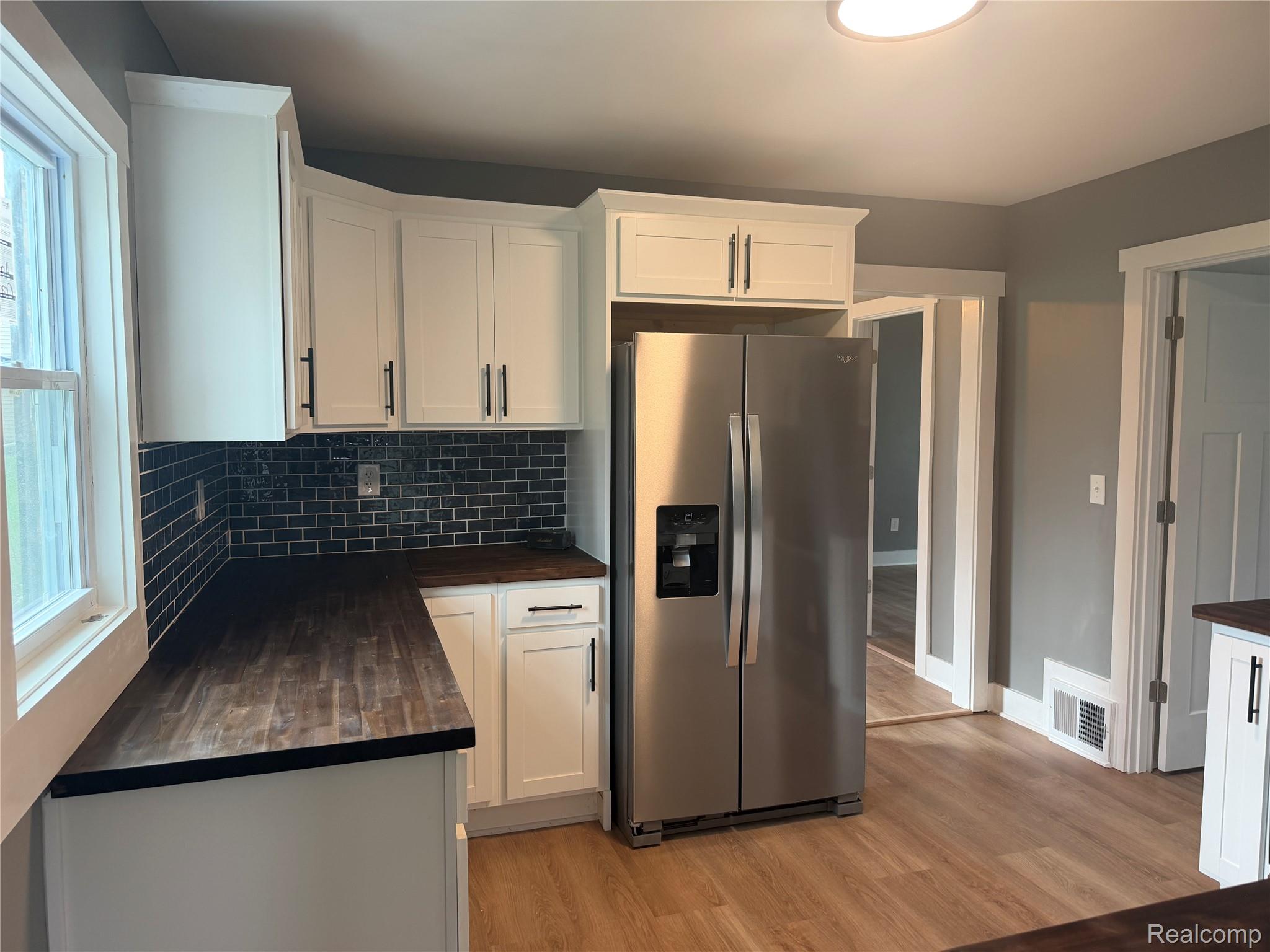 106 W Cornell Avenue