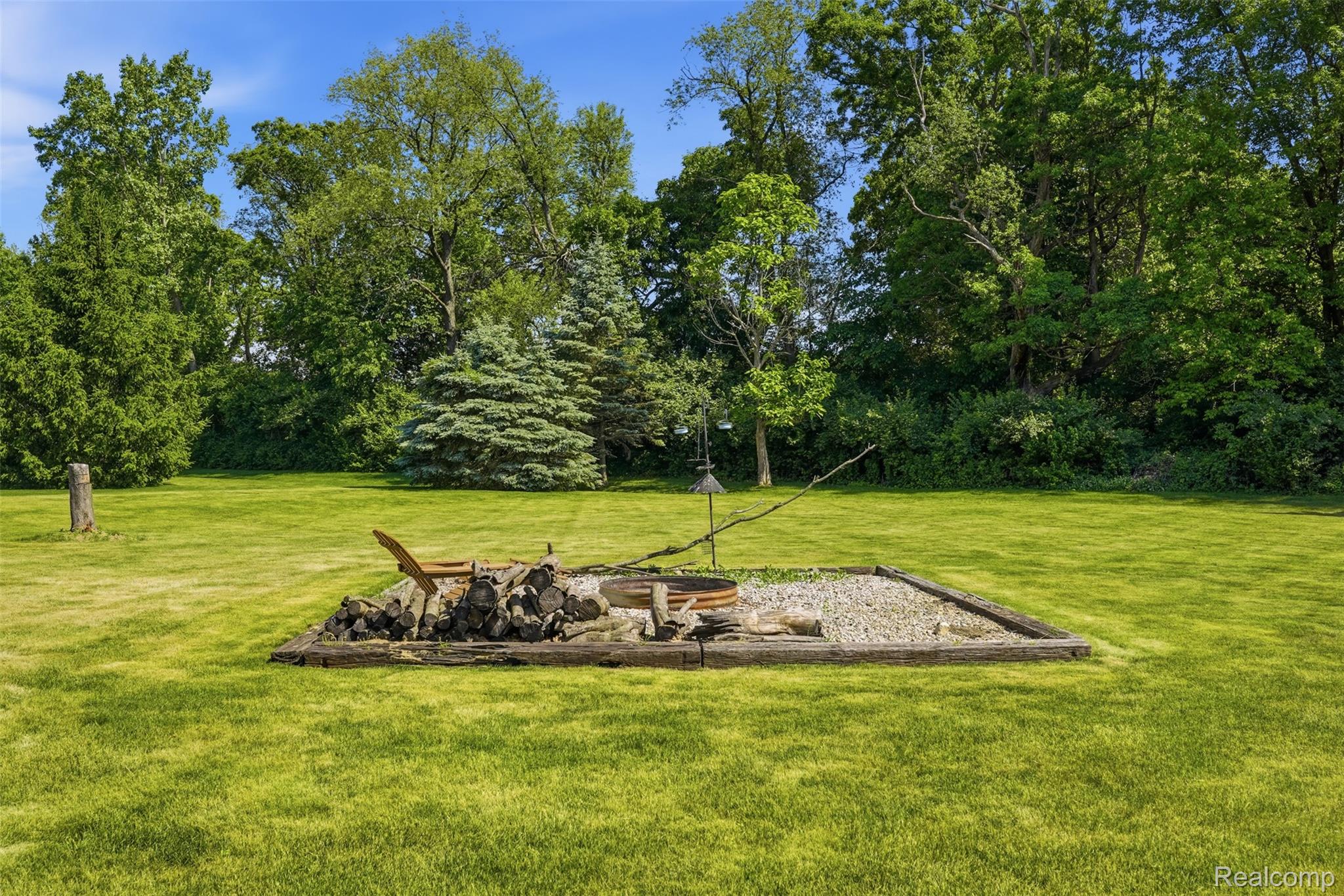 3789 Beckley Drive