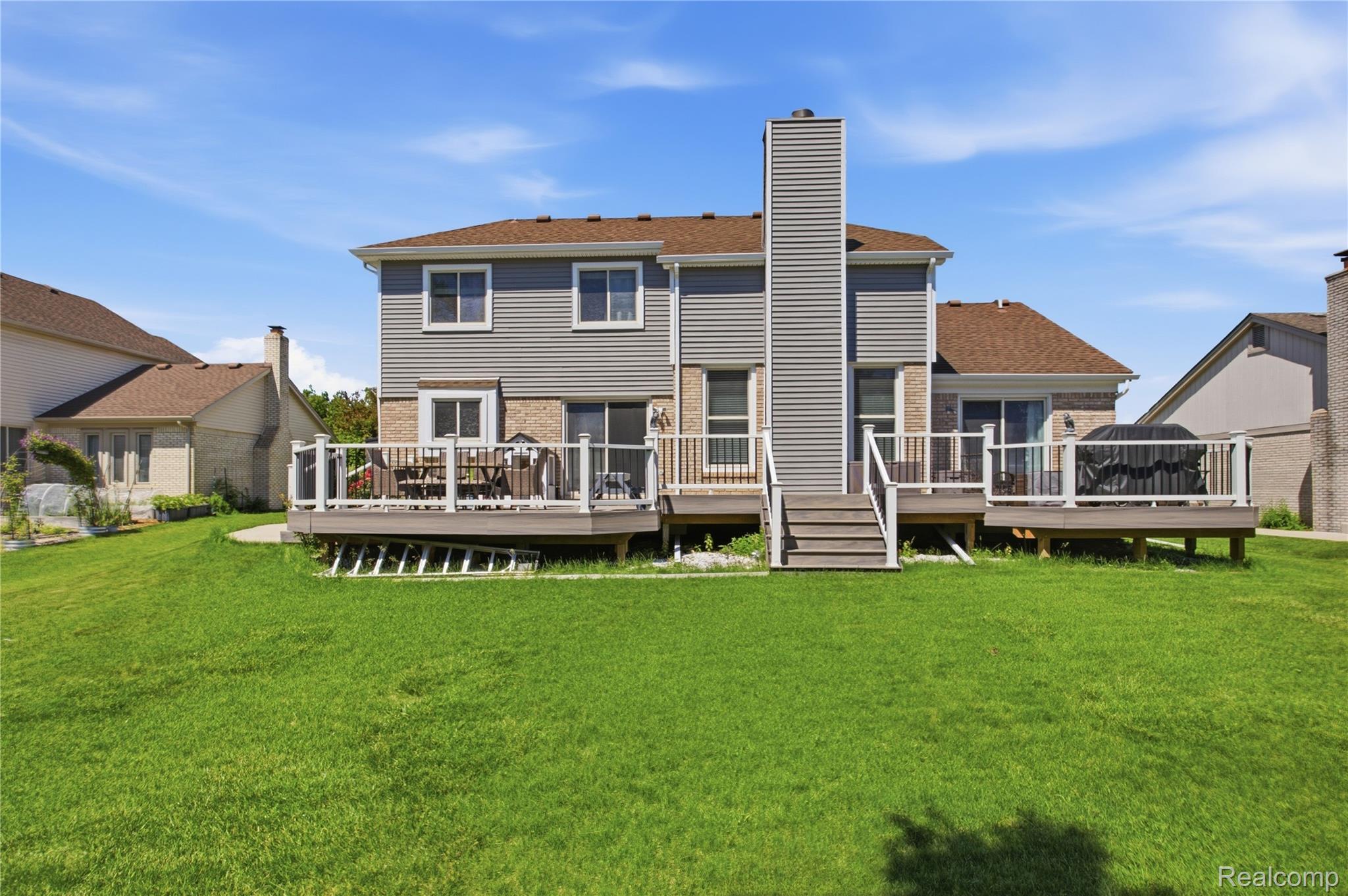 18488 Manor Lane