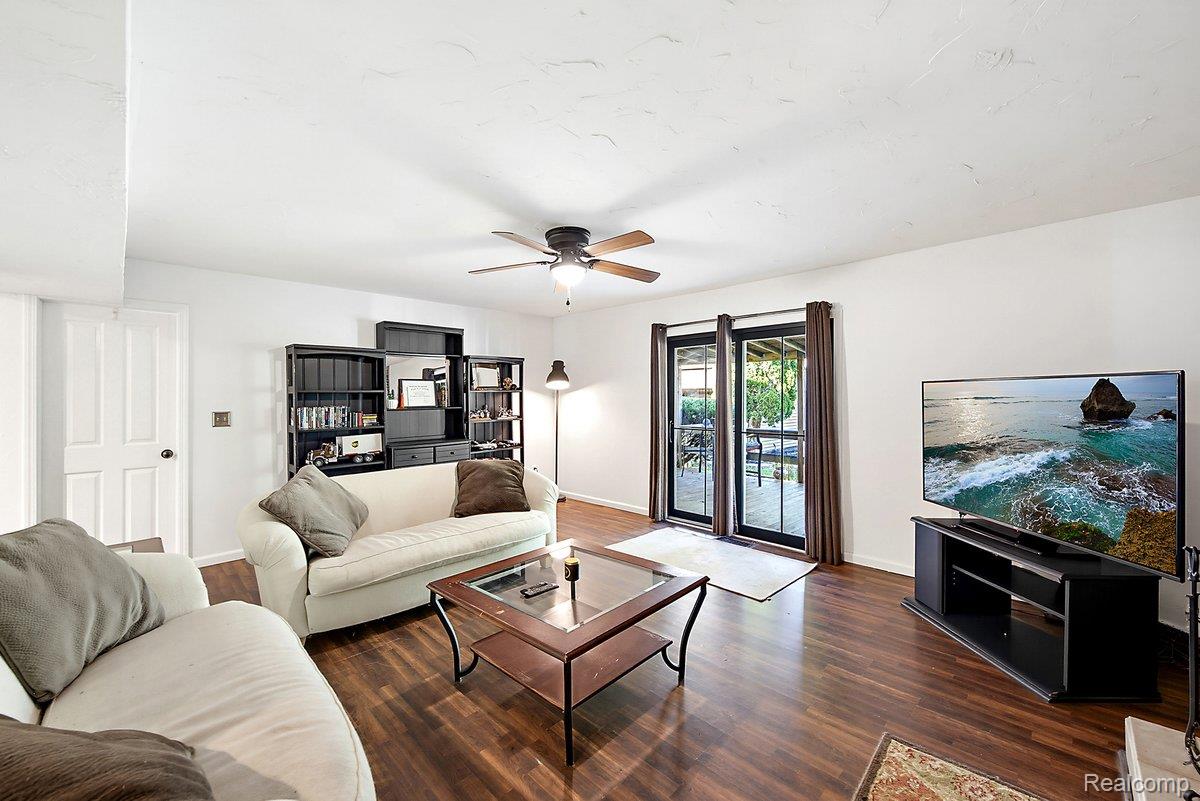 3067 Avalon Road