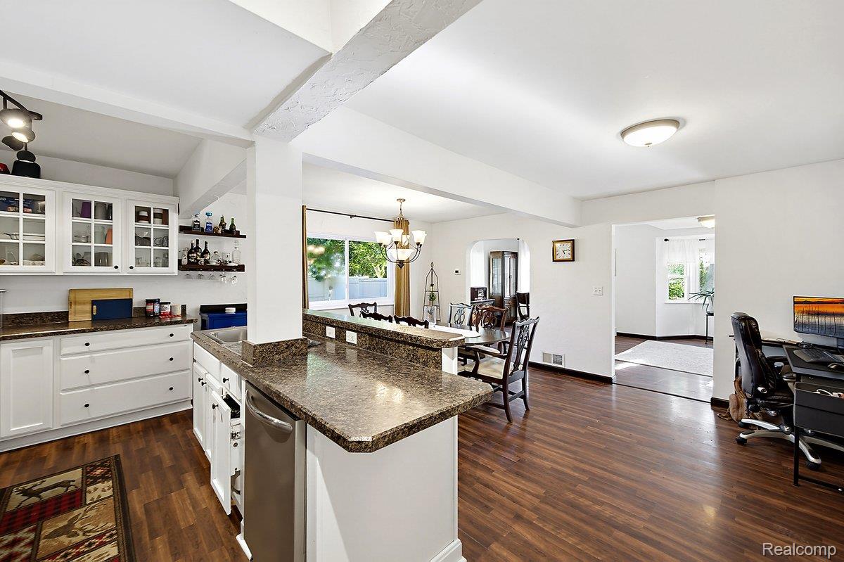 3067 Avalon Road