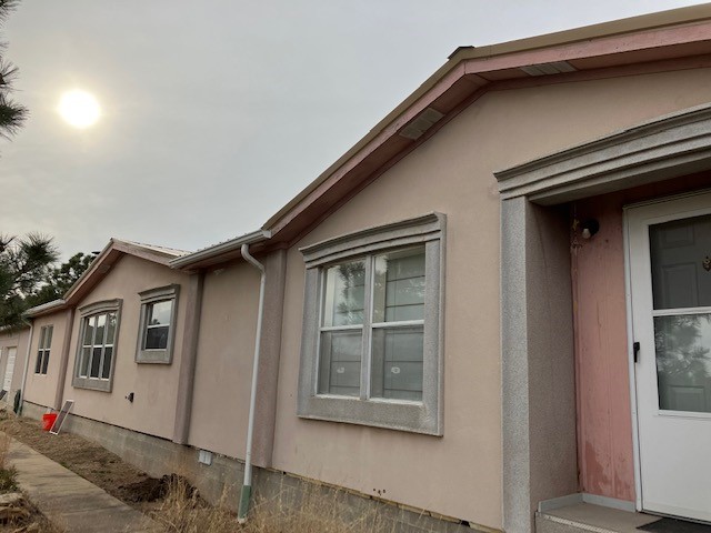 4 Romeroville Frontage Road