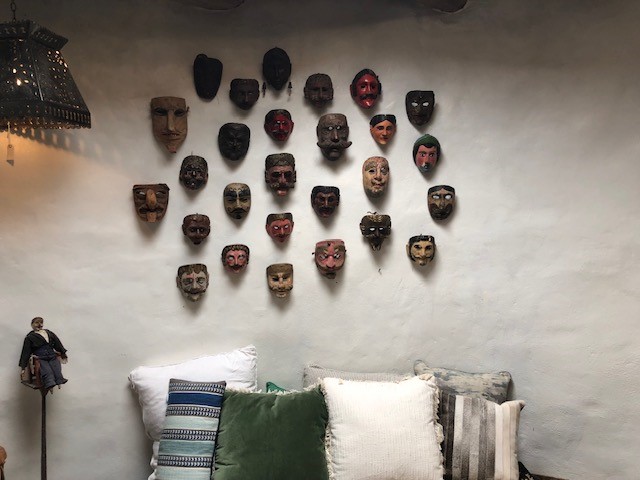 19 Paseo de San Antonio