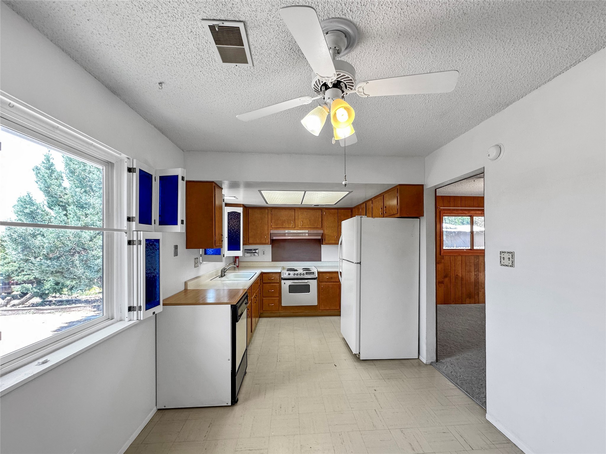 2937 Camino Principe