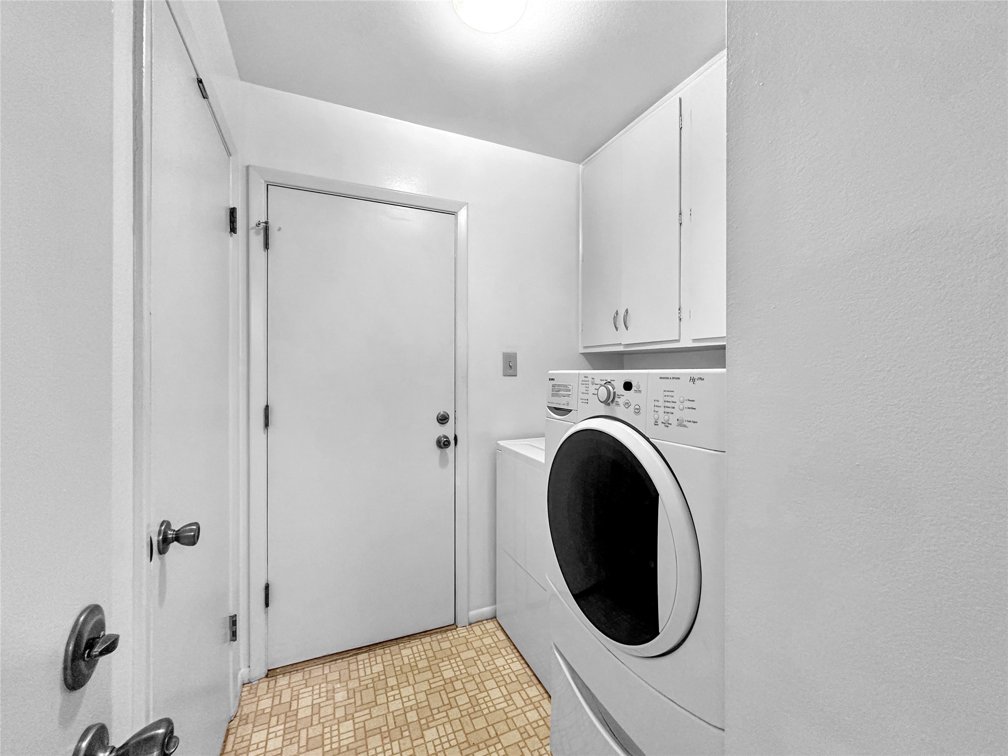 2937 Camino Principe