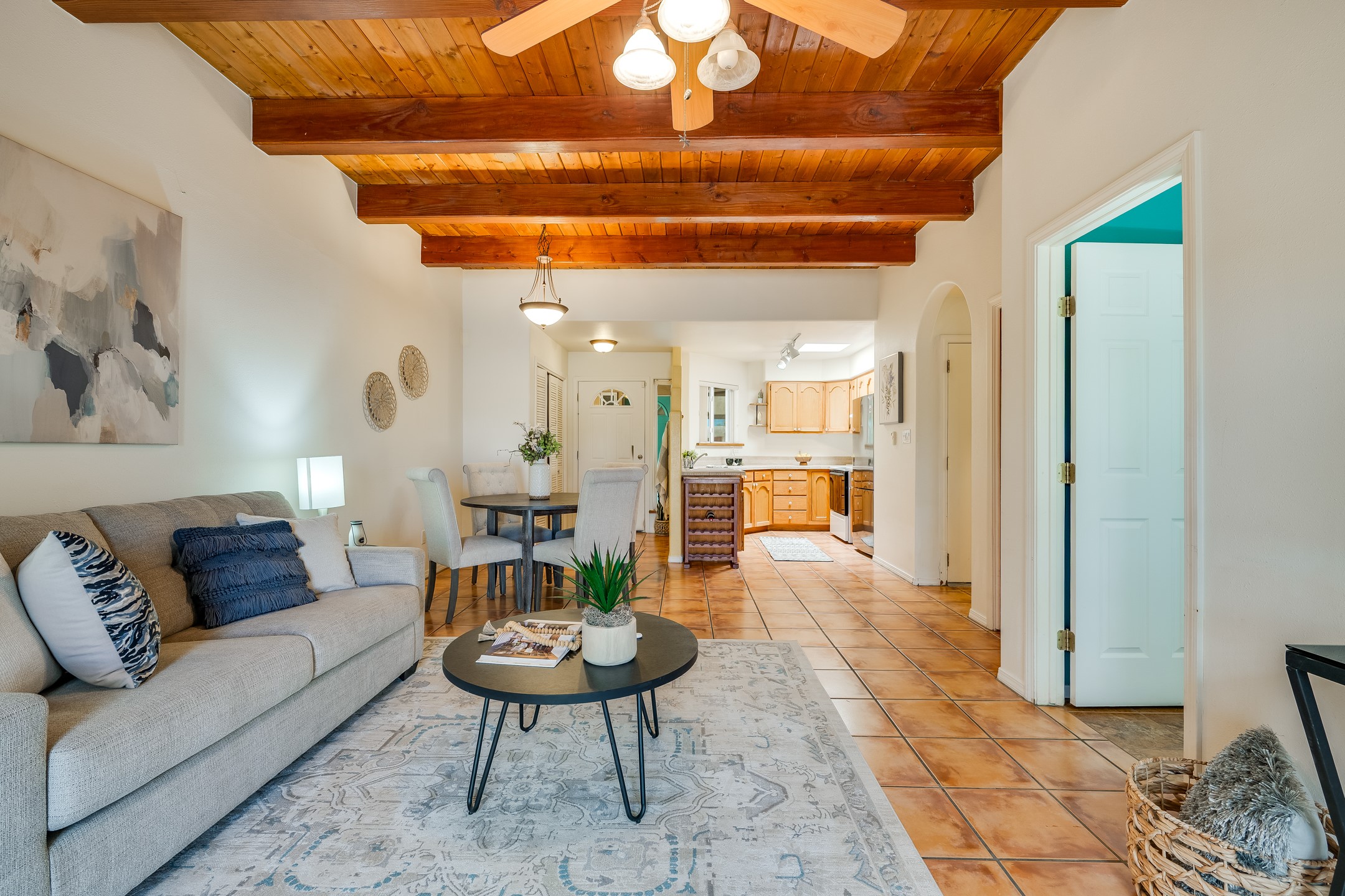 1222 Senda Del Valle B