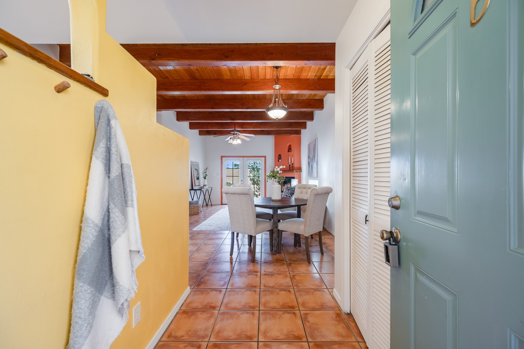 1222 Senda Del Valle B