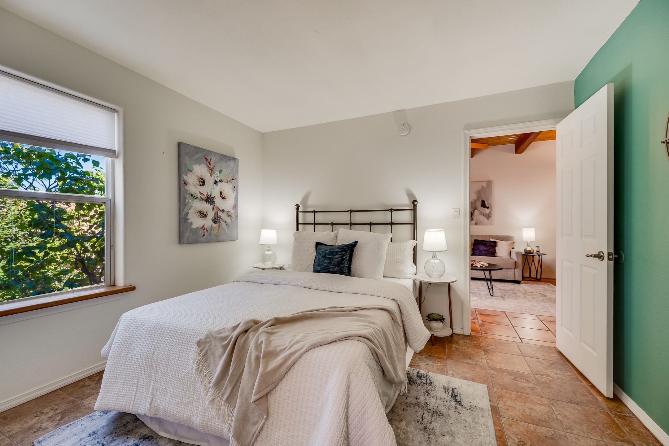 1222 Senda Del Valle B