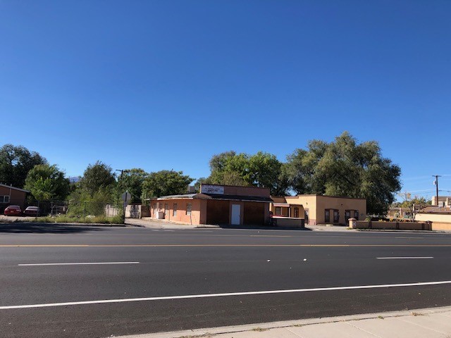106 Los Alamos Highway