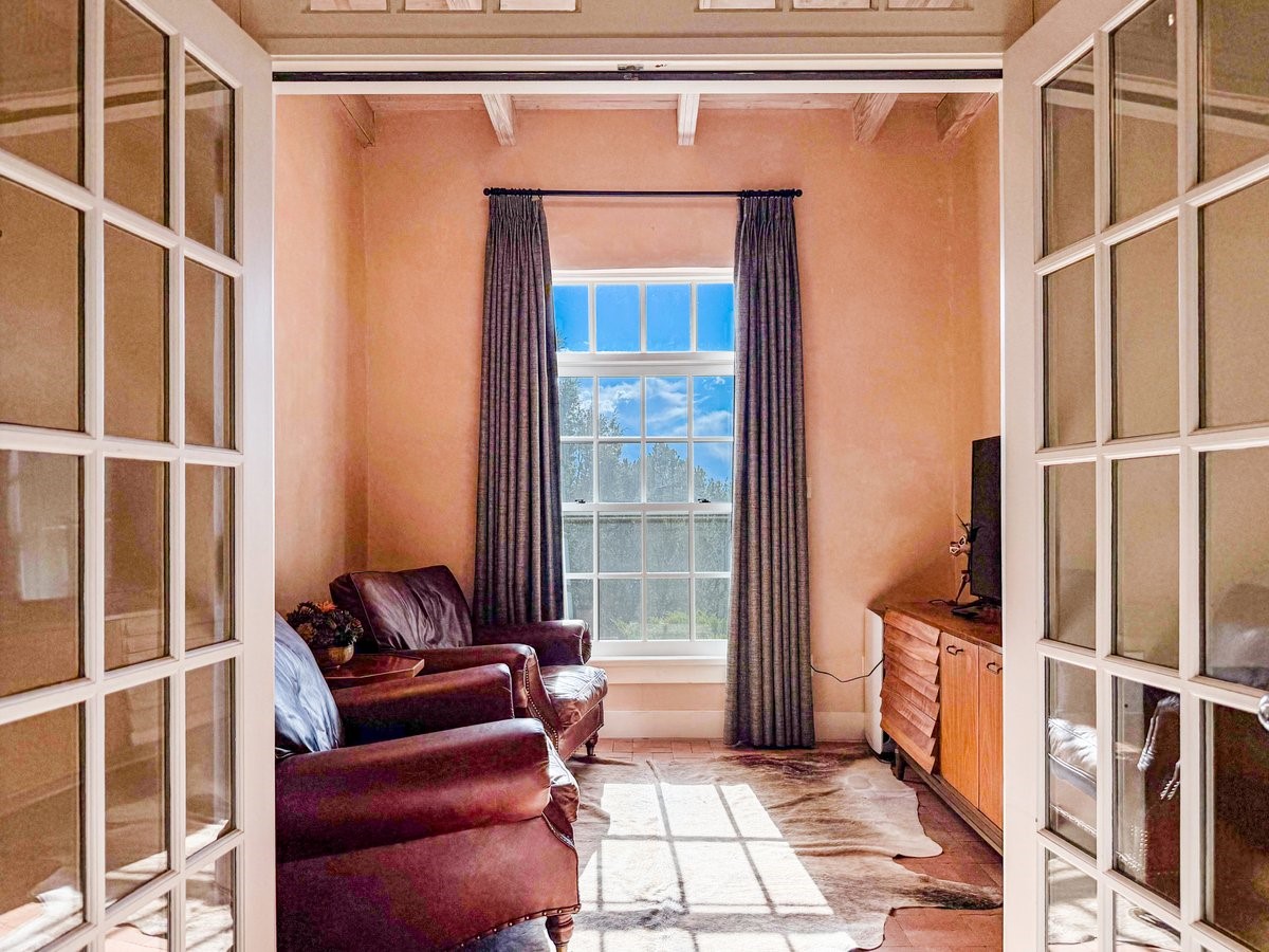 1054 Encantado Drive