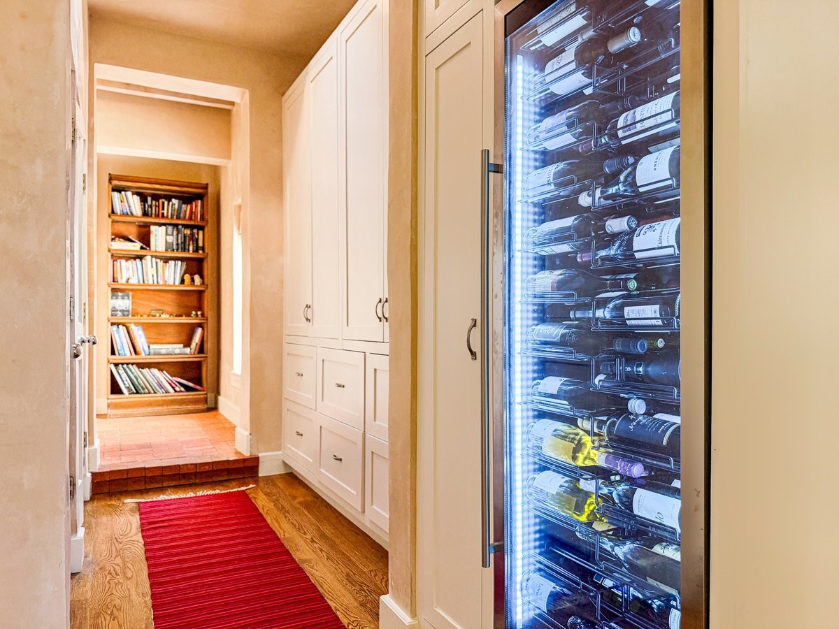 1054 Encantado Drive